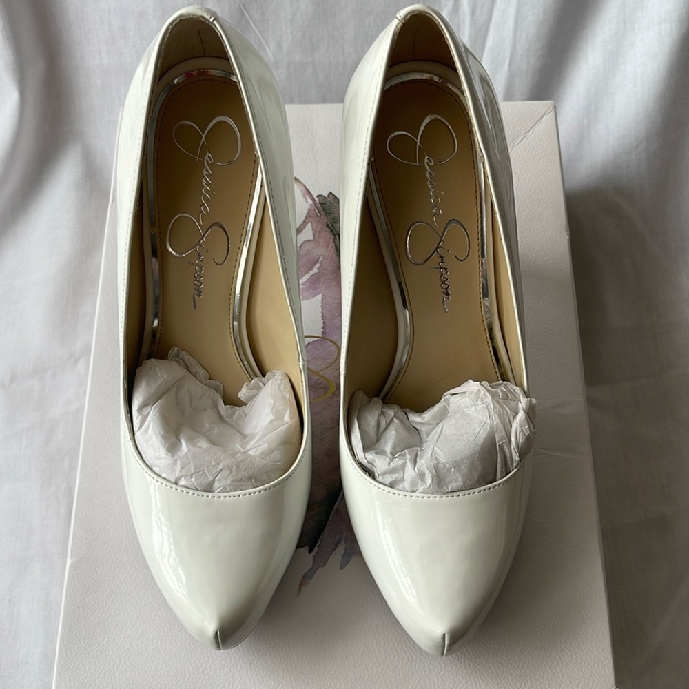 Jessica Simpson White Heels